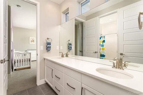 10096 E 59th Pl, Denver, CO 80238 photo 24