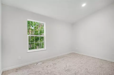 Bedroom - 2537 E Nichols Cir, Centennial, CO 80122 photo 1 of 7