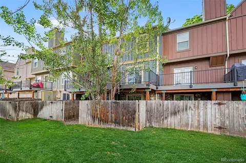Exterior - 2537 E Nichols Cir, Centennial, CO 80122 photo 4 of 8