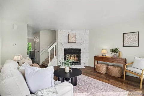 2537 E Nichols Cir, Centennial, CO 80122