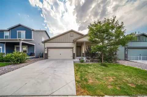 333 Spruce St, Bennett, CO 80102 photo 1