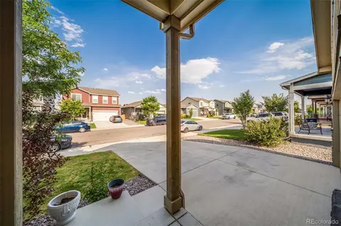 333 Spruce St, Bennett, CO 80102 photo 2
