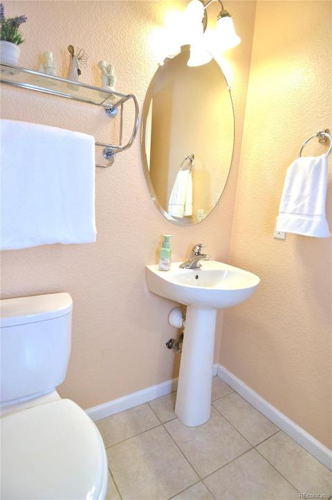 21930 E Irish Dr, Aurora, CO 80016 photo 24