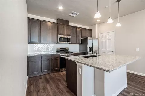 6153 N Ceylon St #308, Denver, CO 80249