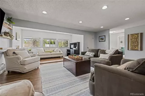 2951 S Downing St, Englewood, CO 80113