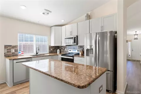 20592 E Duke Dr, Aurora, CO 80013 photo 8