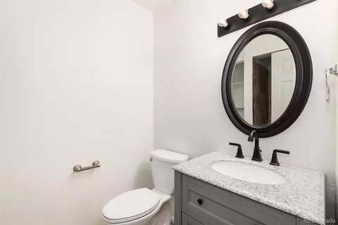 Bath - 12513 E Pacific Cir #D, Aurora, CO 80014 photo 3 of 4