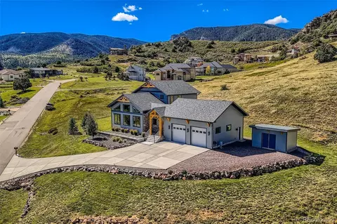 5269 Country Club Dr, Larkspur, CO 80118