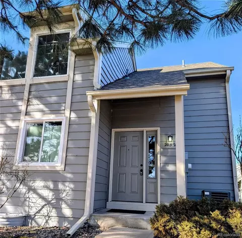 2052 S Worchester Way, Aurora, CO 80014