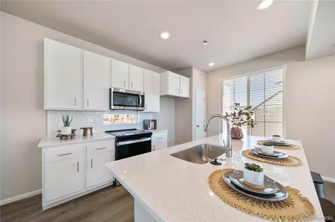 618 Wagon Wheel Way, Bennett, CO 80102 photo 7
