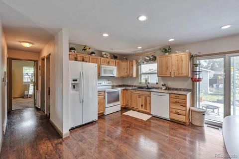 15562 E Pacific Pl, Aurora, CO 80013 photo 8