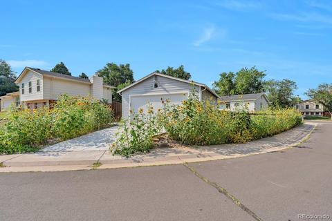 15562 E Pacific Pl, Aurora, CO 80013 photo 4