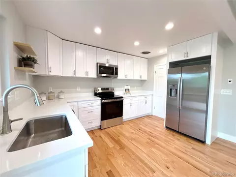 Kitchen - 12273 E Bates Cir, Aurora, CO 80014 photo 2 of 4