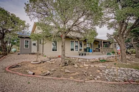 2 S Buffalo Dr, Walsenburg, CO 81089