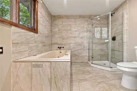 Bath - 3030 Birch Ave, Boulder, CO 80305 photo 2 of 3