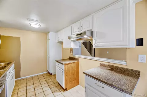 Kitchen - 9195 E Lehigh Ave #167, Denver, CO 80237 photo 1 of 2