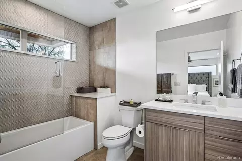 Bath - 827 Eudora St, Denver, CO 80220 photo 1 of 2