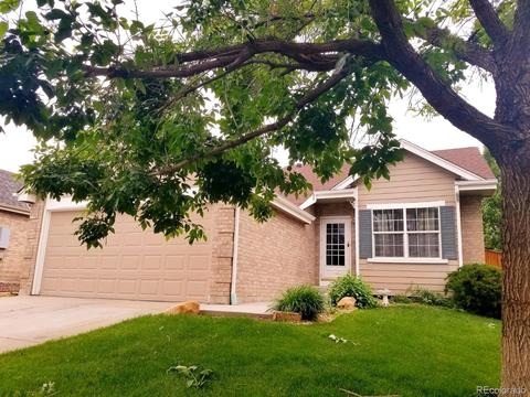 4977 Eugene Ct, Denver, CO 80239 photo 2