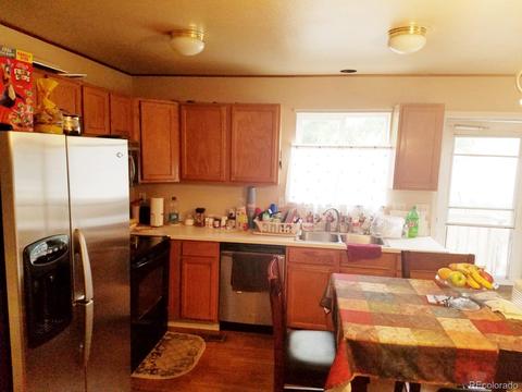 4977 Eugene Ct, Denver, CO 80239 photo 5
