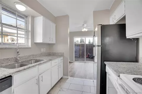 16432 E 13th Pl, Aurora, CO 80011 photo 8