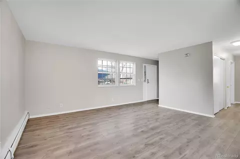 16432 E 13th Pl, Aurora, CO 80011 photo 5