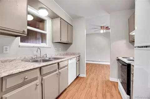 16432 E 13th Pl, Aurora, CO 80011 photo 40