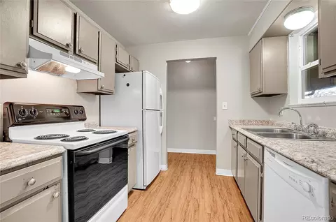 16432 E 13th Pl, Aurora, CO 80011 photo 39
