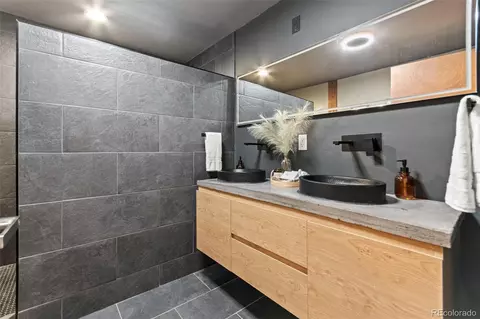 Bath - 9275 W 52nd Ave, Arvada, CO 80002 photo 1 of 4