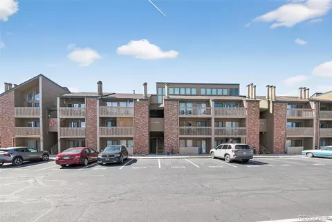 12366 W Nevada Pl #204, Lakewood, CO 80228