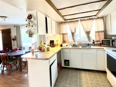 609 School St, Rangely, CO 81648 photo 5