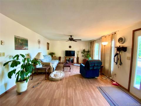 609 School St, Rangely, CO 81648 photo 3