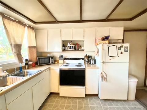 609 School St, Rangely, CO 81648 photo 6