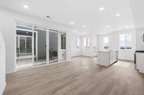 Living - 24121 E 30th Pl, Aurora, CO 80019 photo 2 of 2