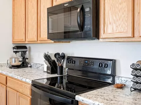 Kitchen - 18023 E 103rd Ave, Commerce City, CO 80022 photo 3 of 6