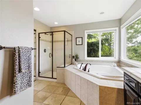 Bath - 9275 E Aspen Hill Pl, Lone Tree, CO 80124 photo 1 of 6