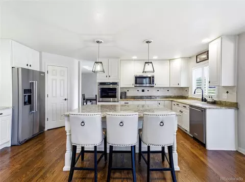 Kitchen - 9275 E Aspen Hill Pl, Lone Tree, CO 80124 photo 2 of 4