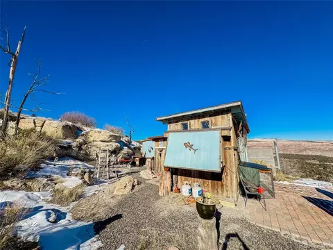 1725 35 110 Rd, De Beque, CO 81630 photo 2