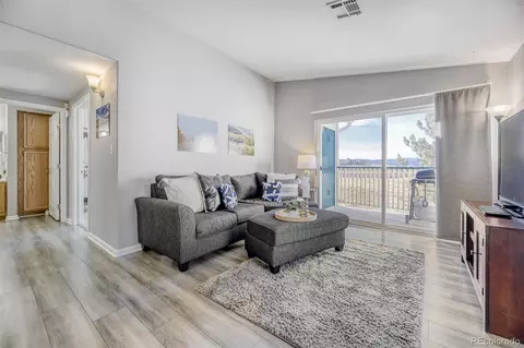 8425 Pebble Creek Way #201, Highlands Ranch, CO 80126