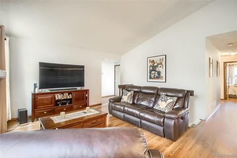 18915 E Mercer Dr, Aurora, CO 80013 photo 3