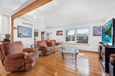 8215 Jay Ct, Arvada, CO 80003 photo 4