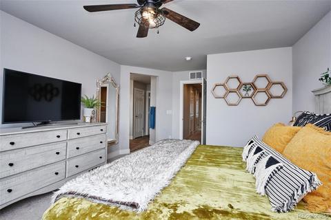 16147 Elk Pl, Denver, CO 80239 photo 16