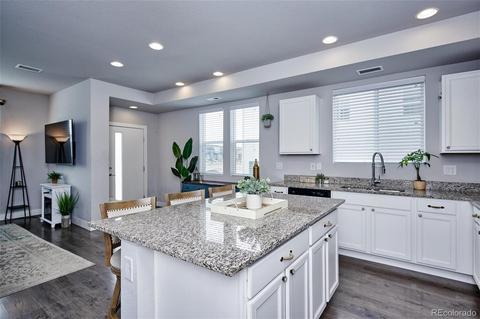 16147 Elk Pl, Denver, CO 80239 photo 7