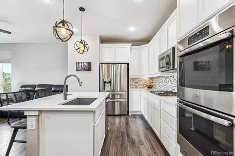 15742 E Broncos Pl, Centennial, CO 80112 photo 8