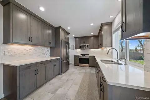 8244 E Kenyon Dr, Denver, CO 80237 photo 10