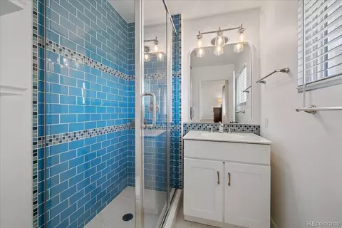 8244 E Kenyon Dr, Denver, CO 80237 photo 13