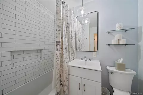 8244 E Kenyon Dr, Denver, CO 80237 photo 16