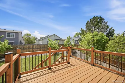 Exterior - 19036 E Ithaca Pl, Aurora, CO 80013 photo 3 of 4