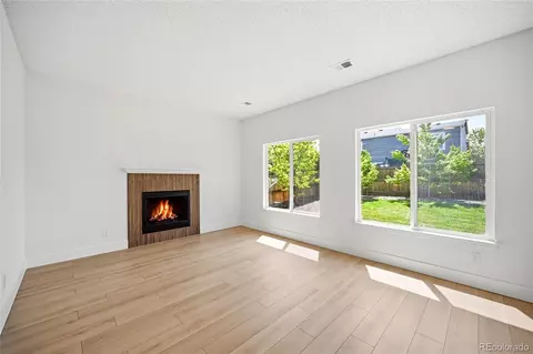 Living - 19036 E Ithaca Pl, Aurora, CO 80013 photo 4 of 5