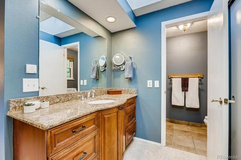 3935 S Willow Way, Denver, CO 80237 photo 15