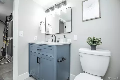 Bath - 8765 Carr Loop, Arvada, CO 80005 photo 11 of 11
